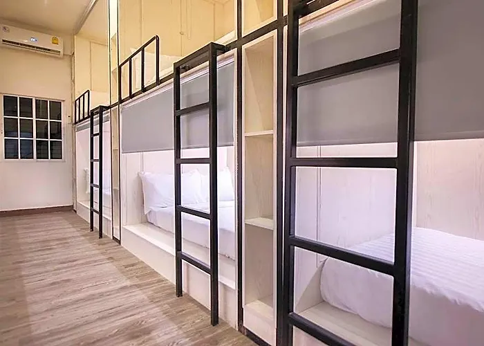 Comfy Crib Bangkok