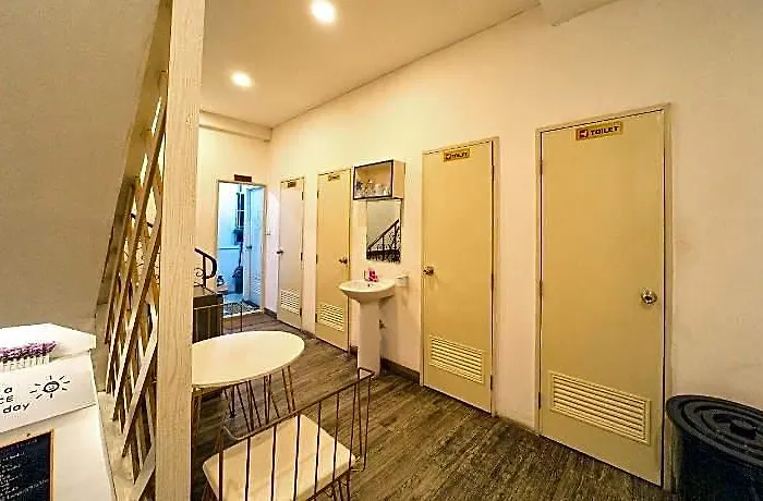 Hotel Comfy Crib 4*